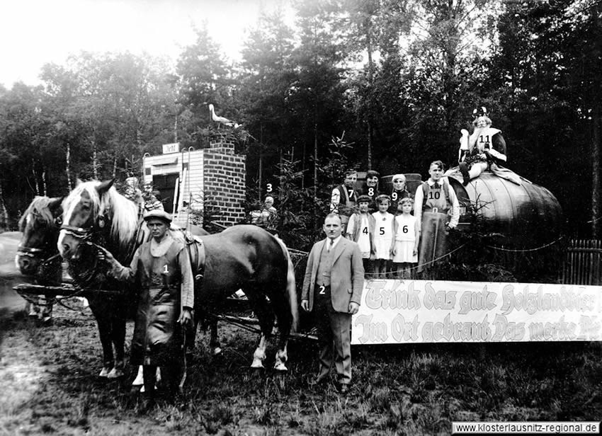 1938 Festwagen der Klosterlausnitzer Kommunbrauerei zur 800-Jahr-Feier 