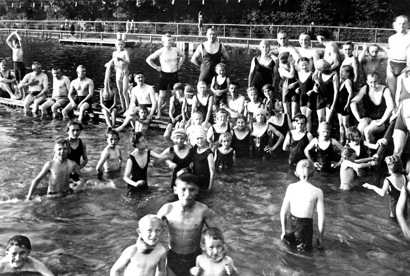 1928_Freibad-03a.JPG