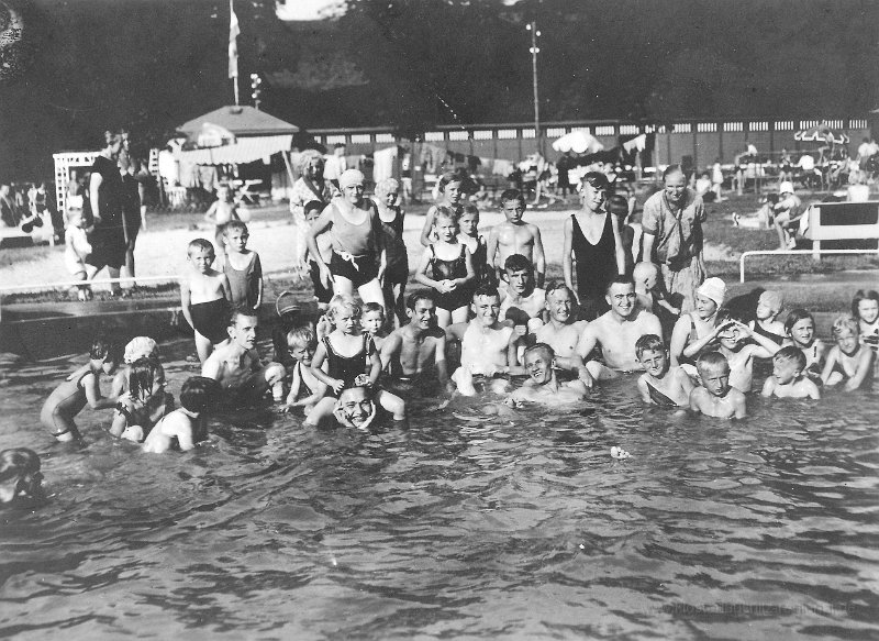 1928_Freibad-07.jpg