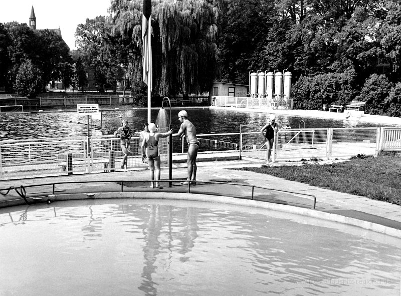 1963_Freibad.JPG