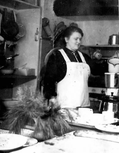 Erna Geyer um 1941