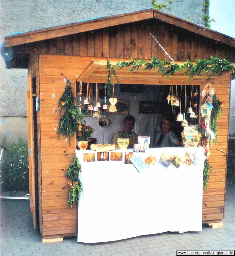 2003-17_Stand_Frau_Kreativ