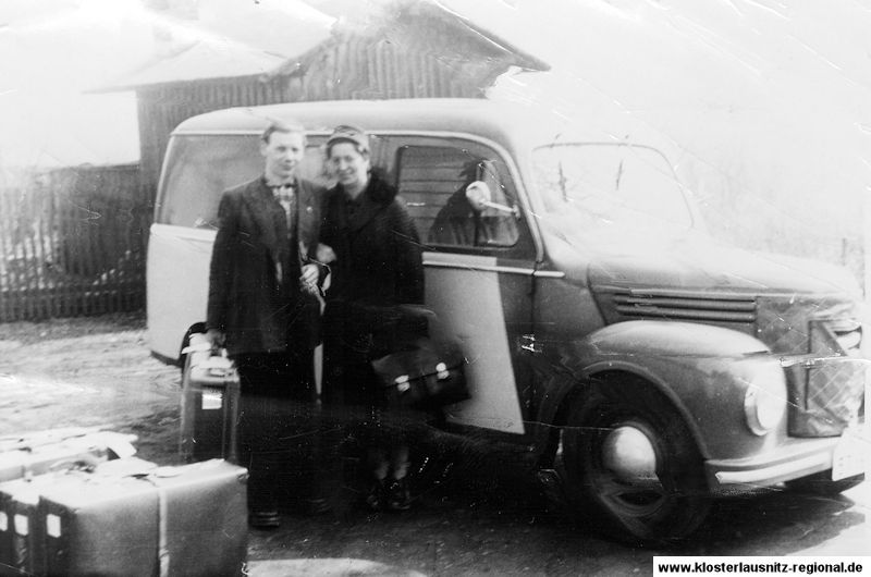 Kurt Weise hier als Fahrer mit Frau Appel, sie holten die Koffer der Kurgäste vom Bahnhof ab.