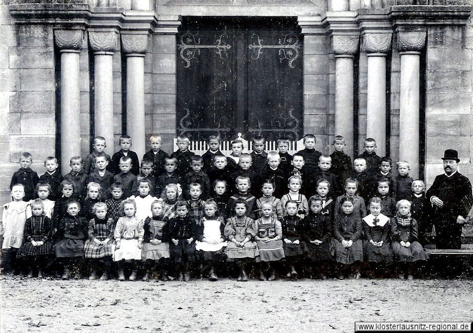 Klassenfoto aus dem Jahr 1910 