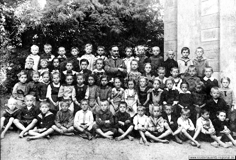 Klassenfoto aus dem Jahr 1918 
