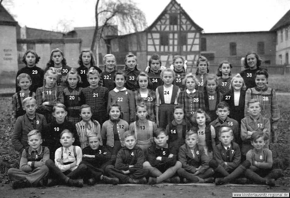 Klassenjahrgang 1944 – 1952 Foto 1948
