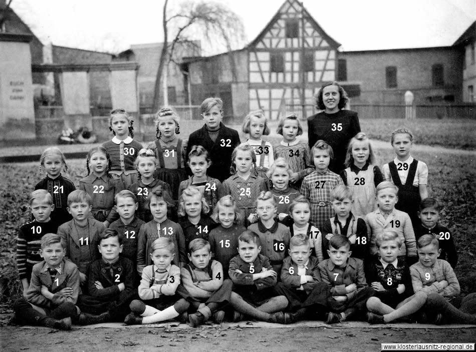 Klassenjahrgang 1948 - 1956 Foto: 1949