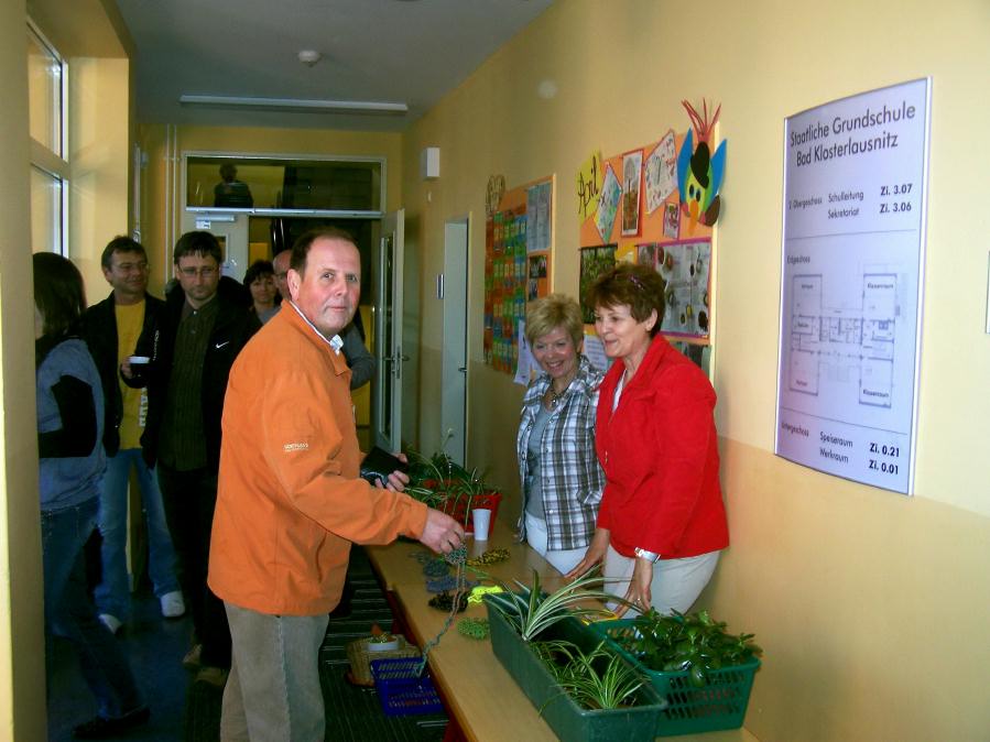 Impressionen von der Namensverleihung am 08.04.2011 - Grundschule "Hermann Sachse"