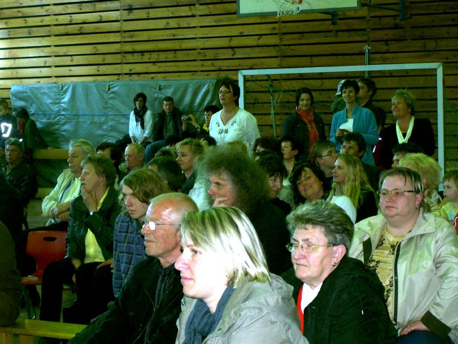 Impressionen von der Namensverleihung am 08.04.2011 - Grundschule "Hermann Sachse"