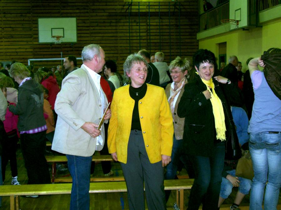 Impressionen von der Namensverleihung am 08.04.2011 - Grundschule "Hermann Sachse"