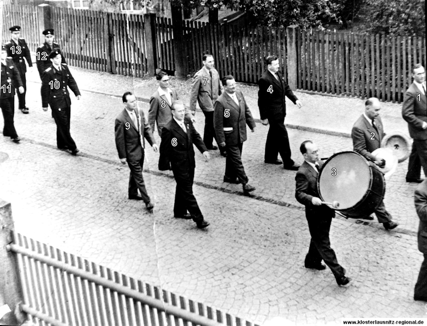 Gemeinde und Freiwillige Feuerwehr Bad Klosterlausnitz am 01.05.1958